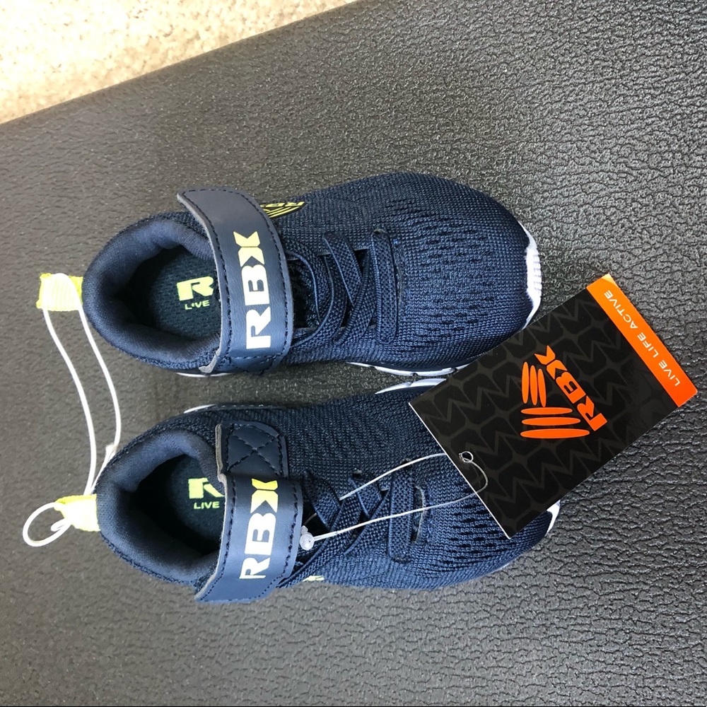 Toddler Boy size 5 Reebok Sneakers - NWT